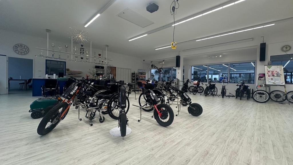 Rolli World Showroom Zuggeräte Rolli World Showroom Zuggeräte